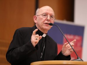Bischof Klaus Küngend